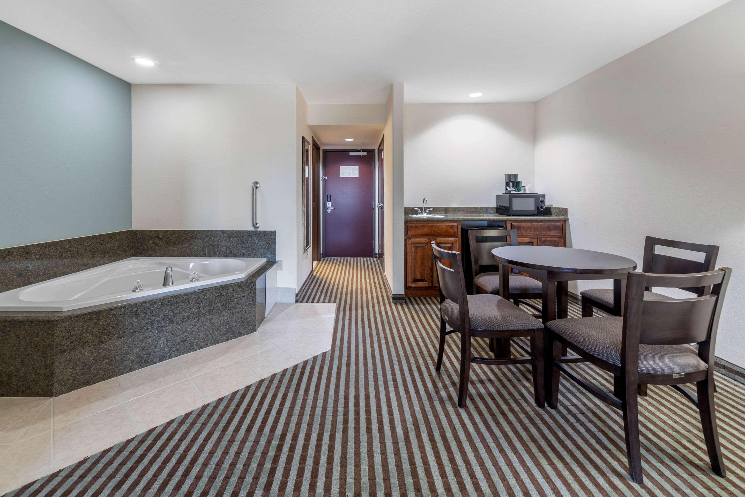 Comfort Inn & Suites Perry I-35 Dış mekan fotoğraf