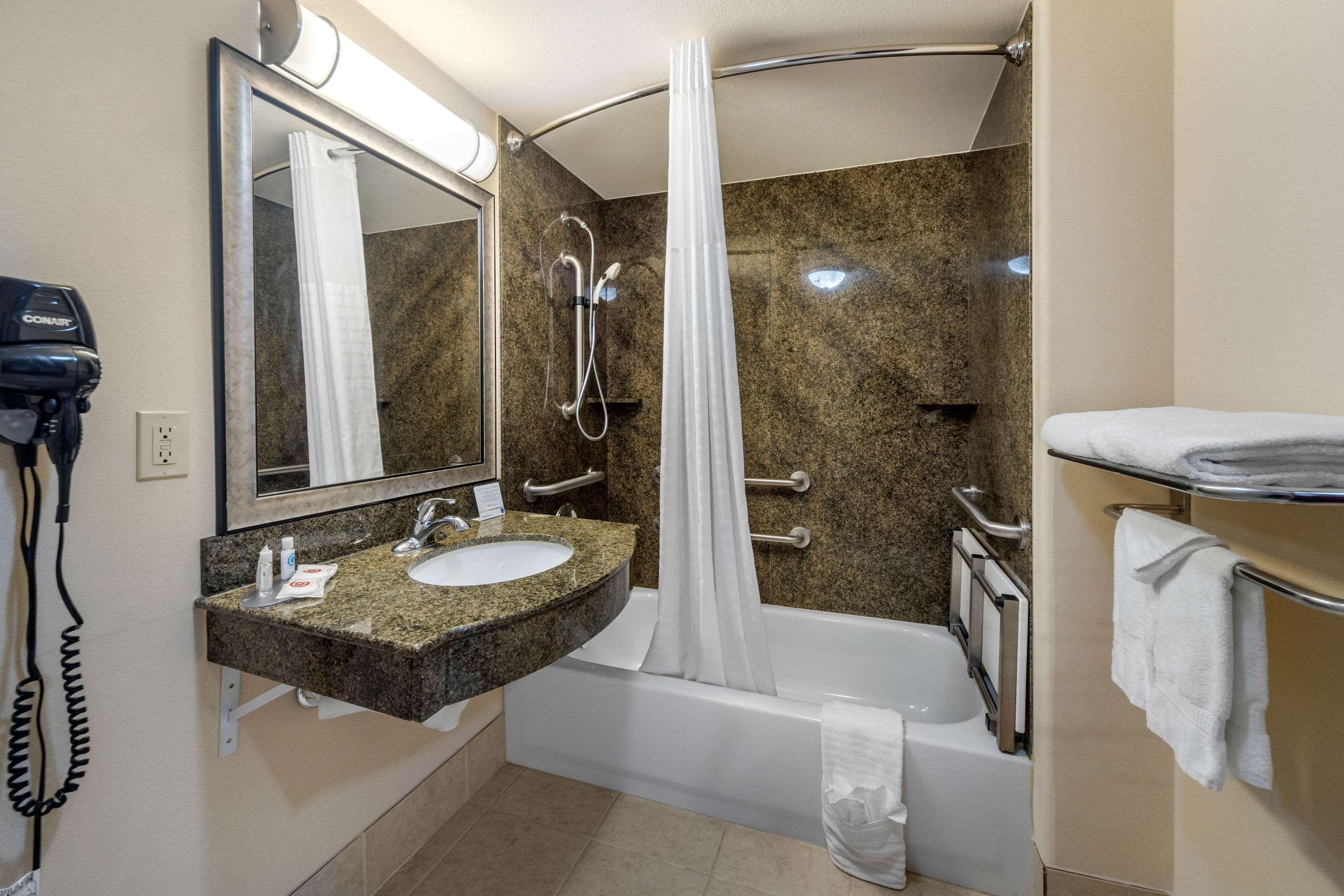 Comfort Inn & Suites Perry I-35 Dış mekan fotoğraf